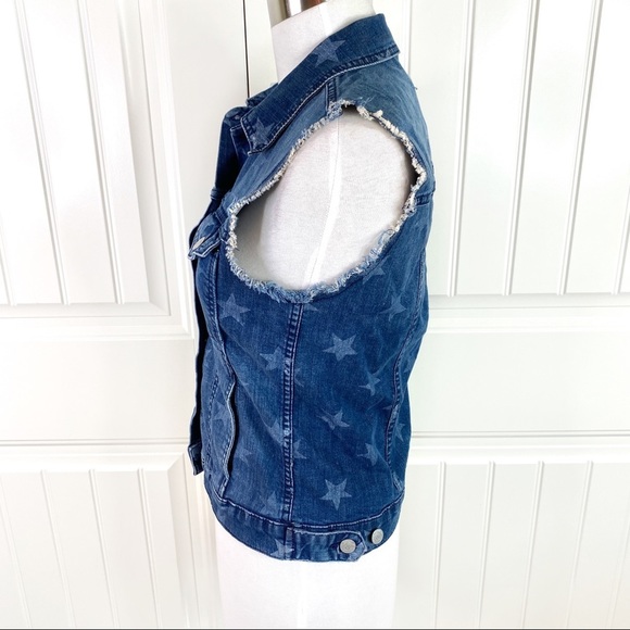 Rock & Republic Denim Star Gunshow Starlight Vest - Picture 3 of 6